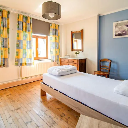 Plush Holiday In La Petite With Private Garden *