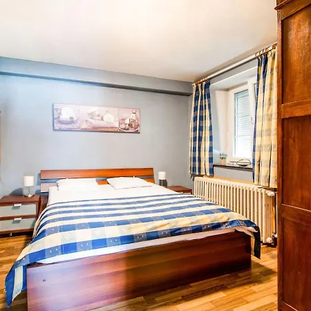 Σπίτι διακοπών Plush Holiday In La Petite With Private Garden